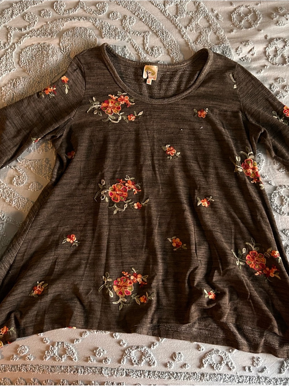 fig and flower green Floral Embroidered Scoop-Neck Tunic